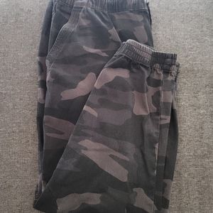 Men's multicam black joggers